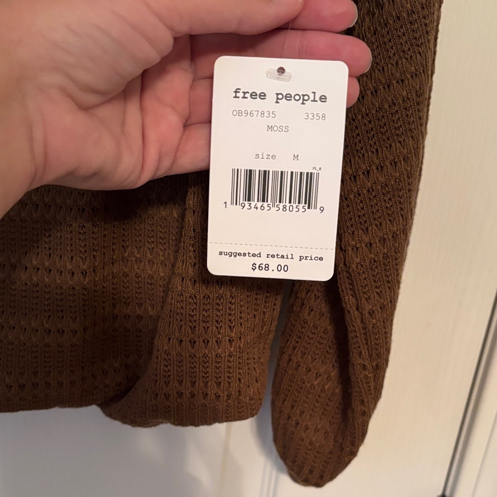 Free People Sistine Hacci Cold Shoulder Balloon Sleeve Brown Sweater size Medium - Picture 5 of 6